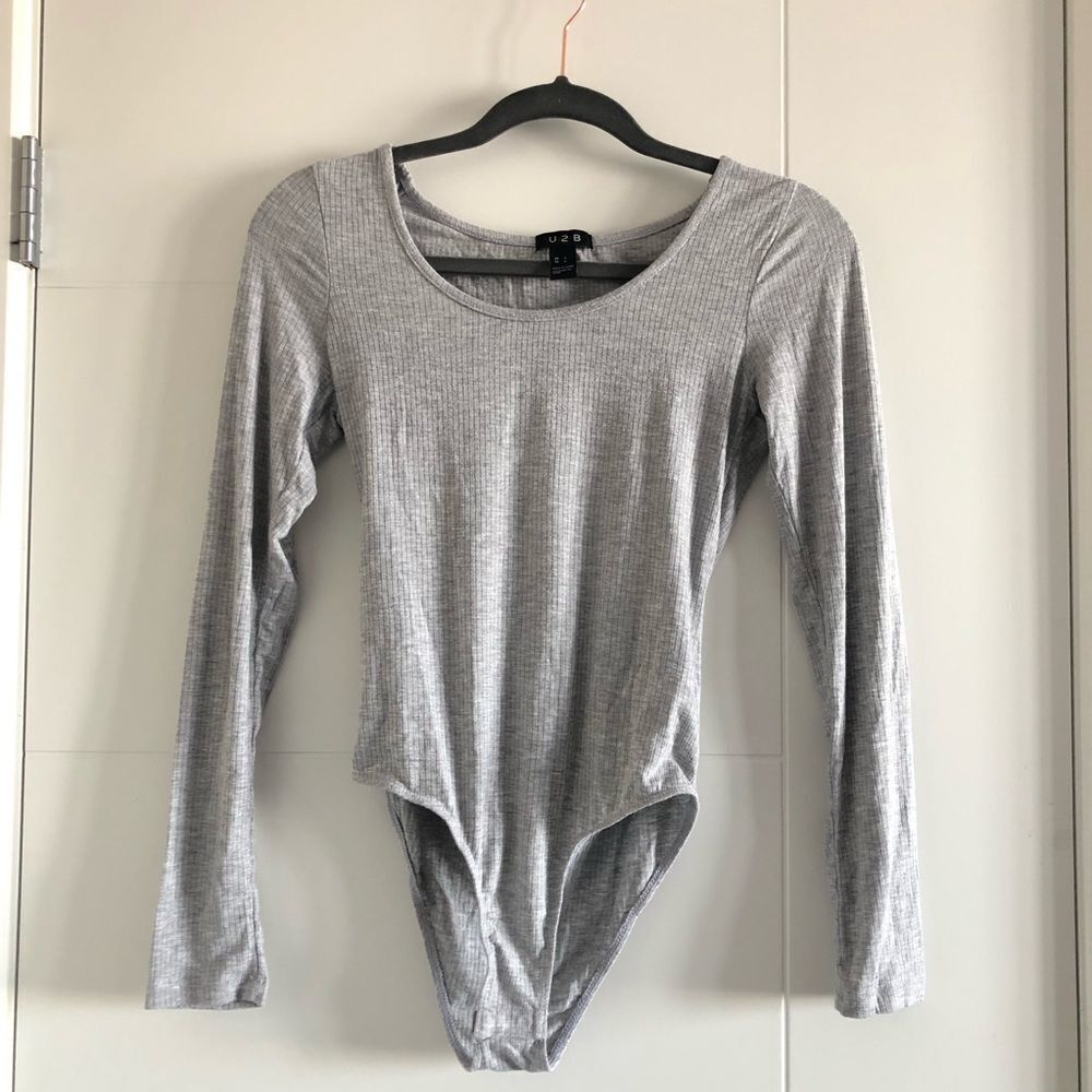 3/$25 Grey Scoopneck Bodysuit